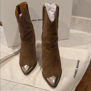 Isabel Marant Lamsy Taupe/Tan Suede Boots with Metal cap toe. Size 38IT
